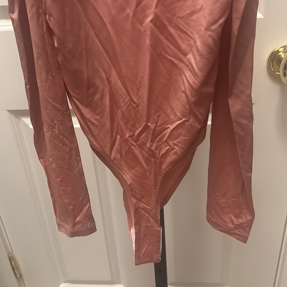 NIGHT NIGHT JONATHAN SIMKHAI COLD-SHOULDER LACE-TRIMMED JERSEY BODYSUIT IN BLUSH - Picture 9 of 12